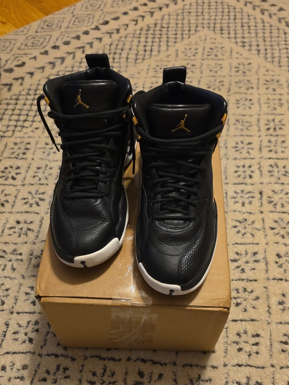 Jordan Men’s/Womens High-Top Sneakers - Black/Gold/White Size 7.5 Mens/8.5 Women